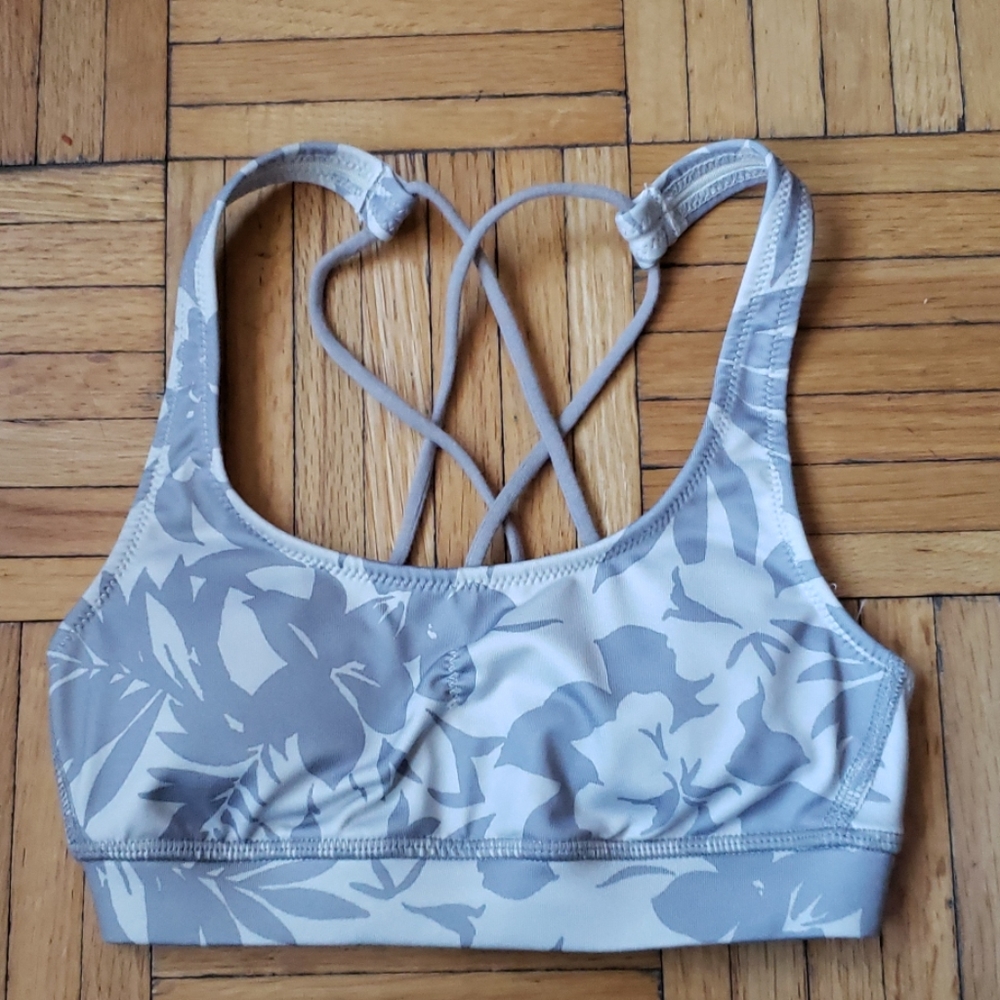 Nwot! Never worn! Aerie Grey Floral Sports Bra